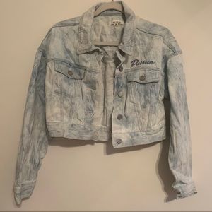 PACSUN Women’s Cropped Denim Jacket